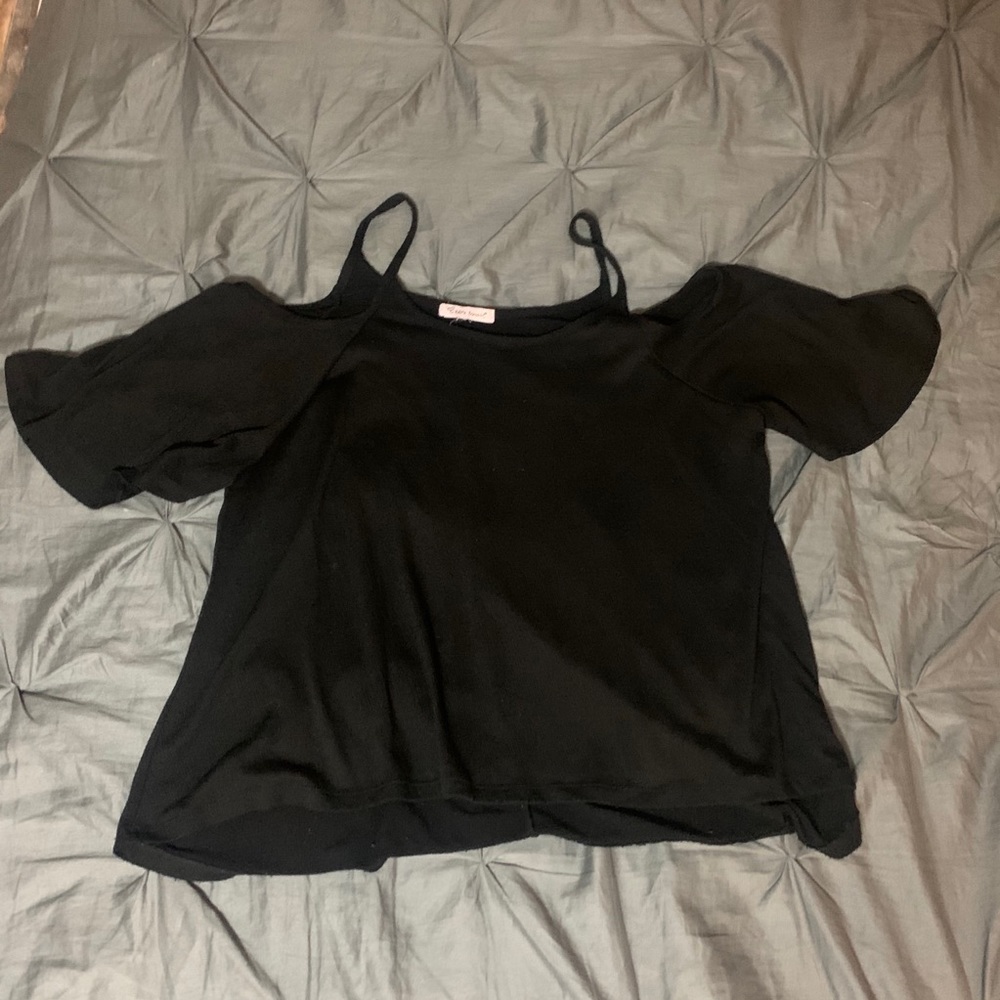 Black cold shoulder shirt